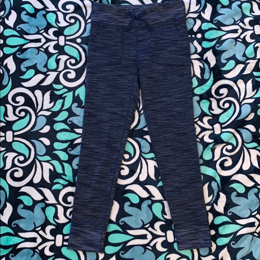 Navy blue leggings